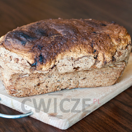 Chleb żytni razowy około 1 kg